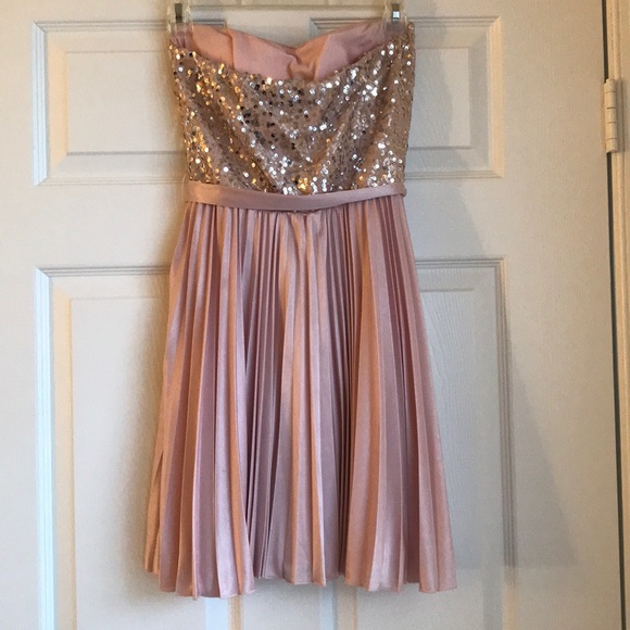 Light pink strapless dress with sequins - Picture 3 of 4
